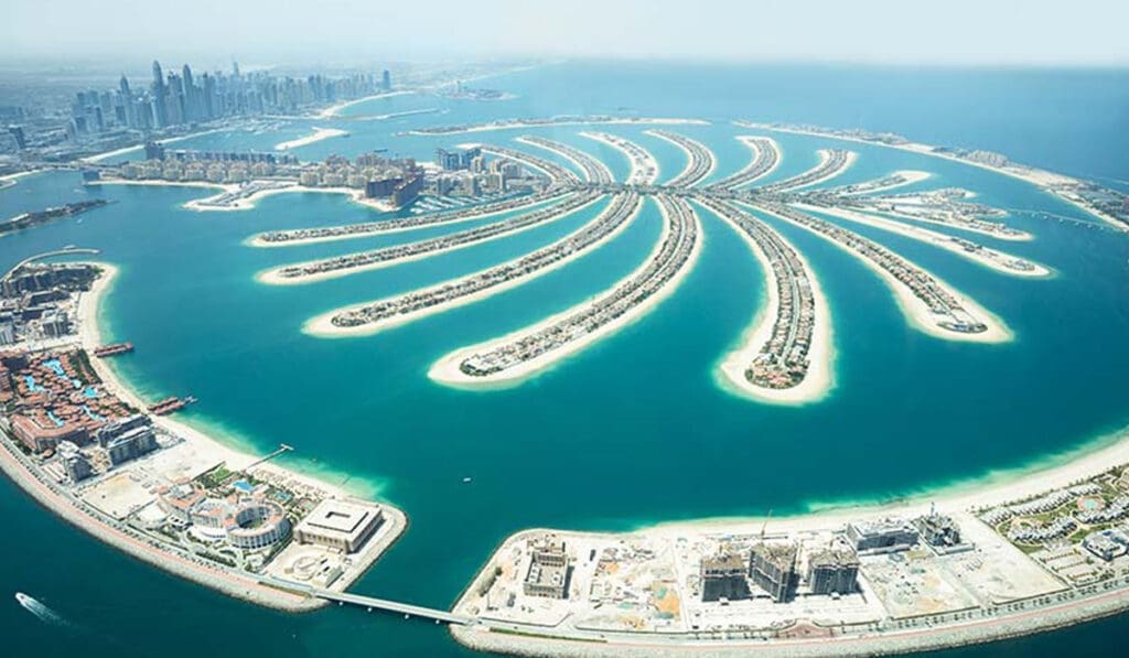 palm island - yacht rental in dubai